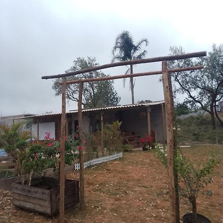 מלון איטפסריקה דה סרה Chale Chacara Dos Eucaliptos מראה חיצוני תמונה